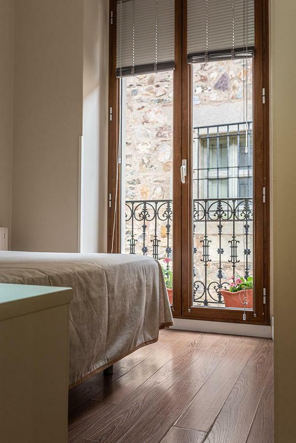 Domus Seleqtia Plaza De Santiago Apartment Cáceres Exterior photo